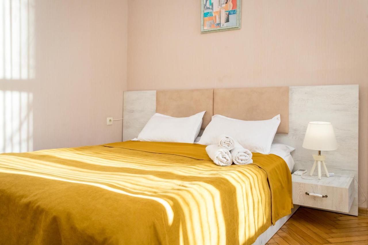 Hb Apartments Mari Brose Тбілісі Екстер'єр фото