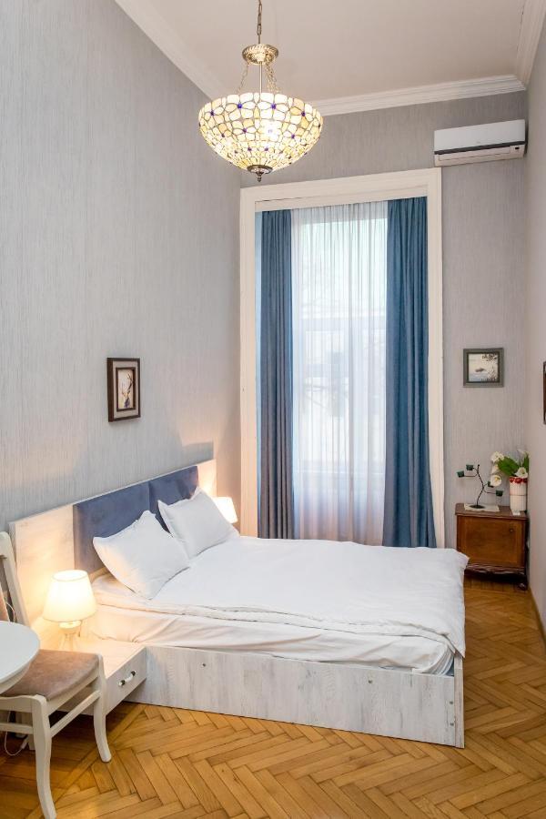 Hb Apartments Mari Brose Тбілісі Екстер'єр фото
