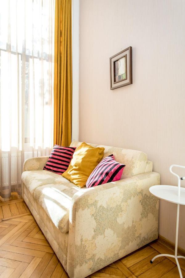Hb Apartments Mari Brose Тбілісі Екстер'єр фото
