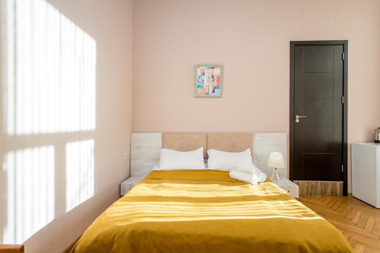 Hb Apartments Mari Brose Тбілісі Екстер'єр фото
